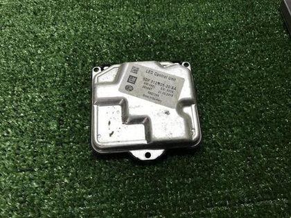 Блок управления фары Cadillac XT5 (2016-н.в.)