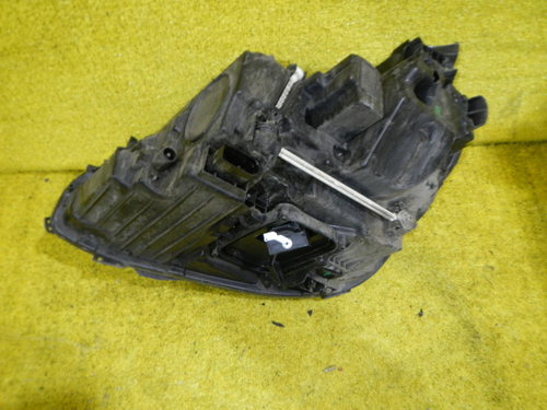 Битая Фара правая Mercedes E W213 (2016-2021) LED