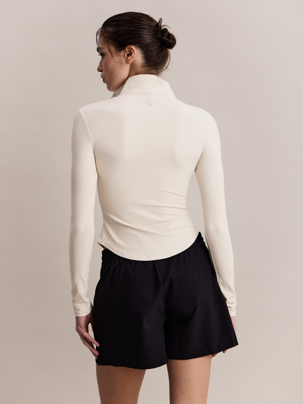 Лонгслив Reform Zip Longsleeve in Ivory