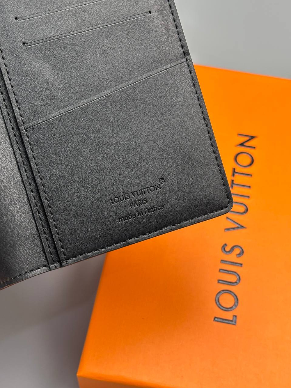 Кошелёк Louis Vuitton