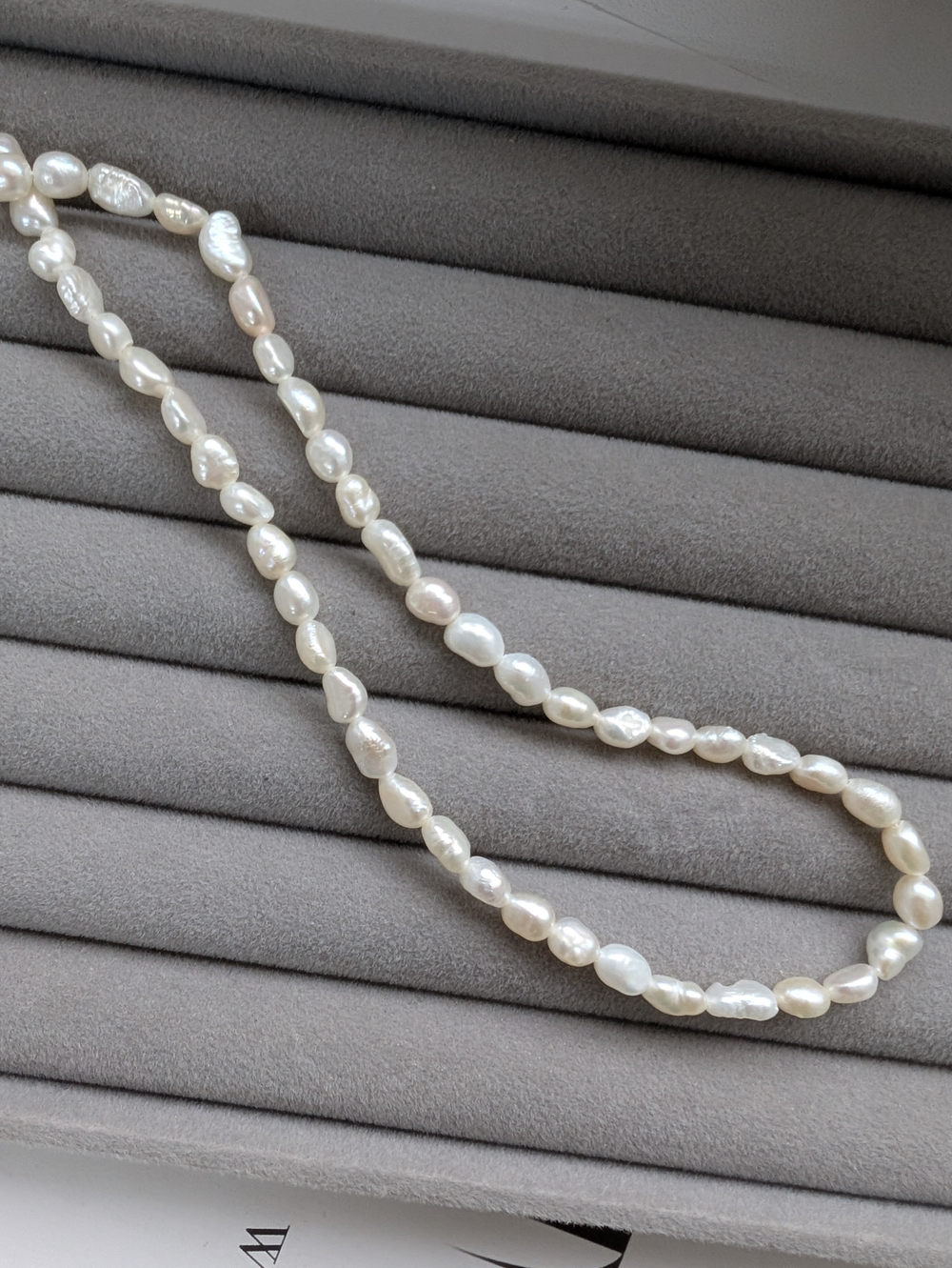 УЦЕНКА! Жемчуг рис, нить