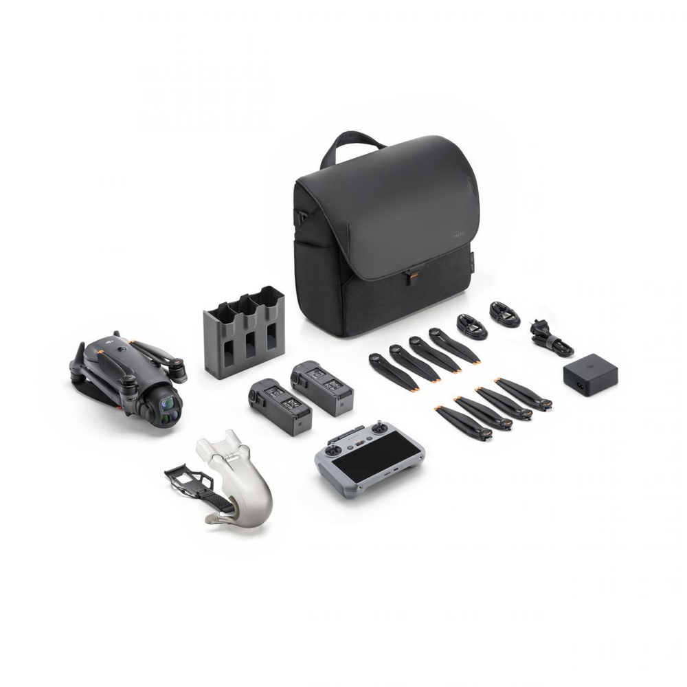 Квадрокоптер DJI Mavic 4 Pro Fly More Combo (DJI RC 2)