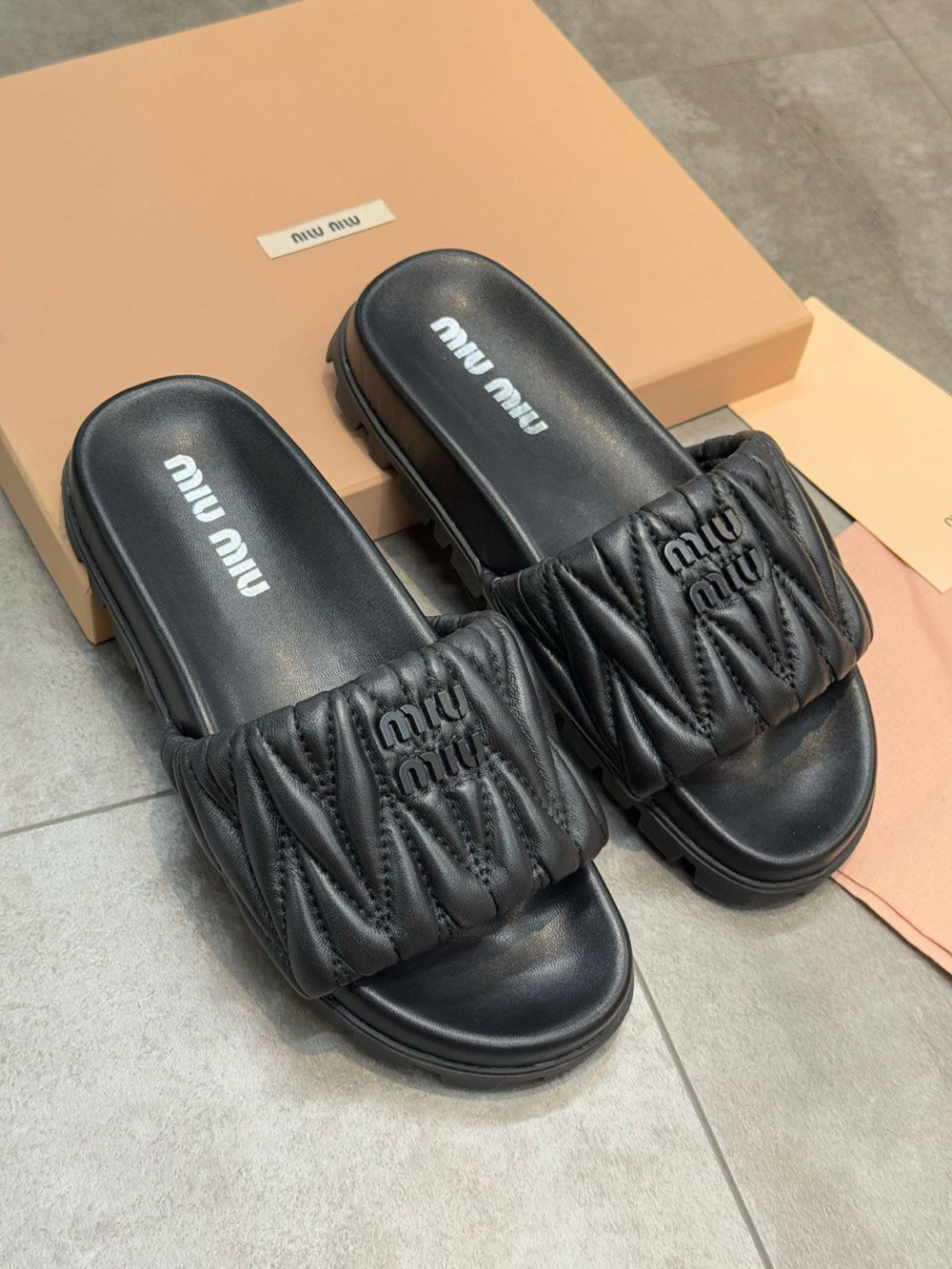 Шлепанцы MIU MIU