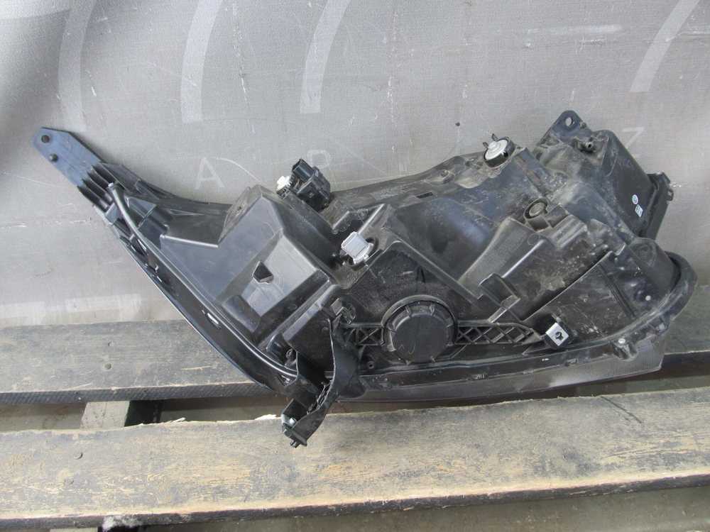 Фара левая LED Honda CR-V 5 оригинал без дефектов 33150TLAG11