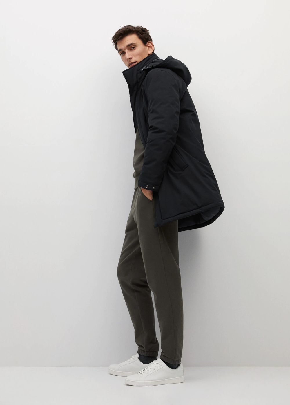 Стеганая непромокаемая парка с капюшоном