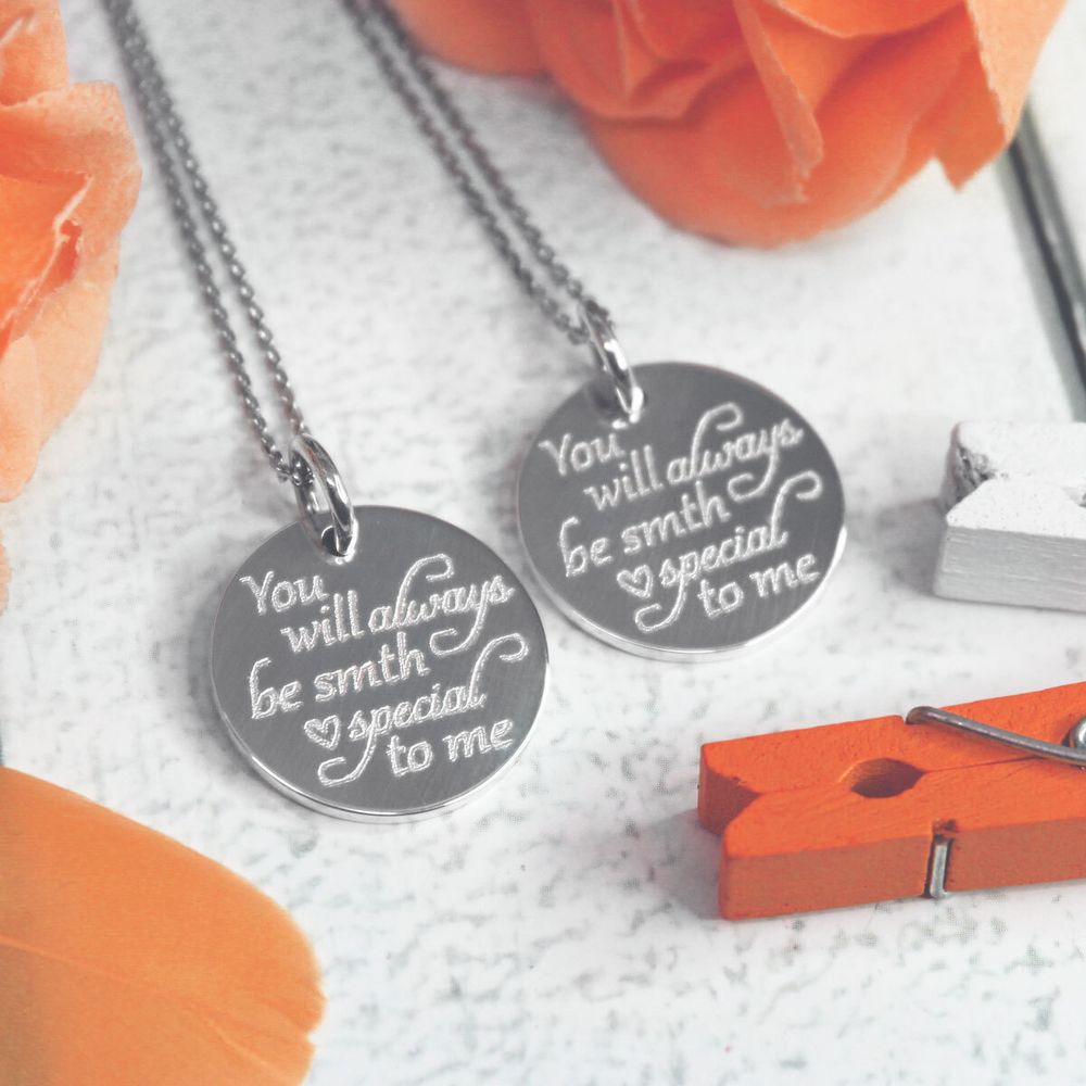 Парные серебряные кулоны для двоих с гравировкой на заказ