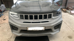 Передний бампер Jeep Grand Cherokee SRT8
