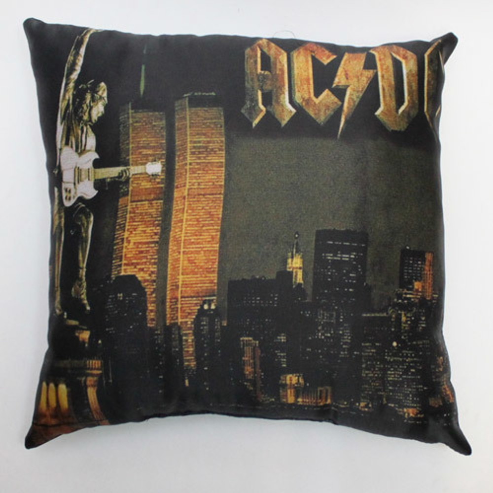 Подушка AC/DC гитарист над городом