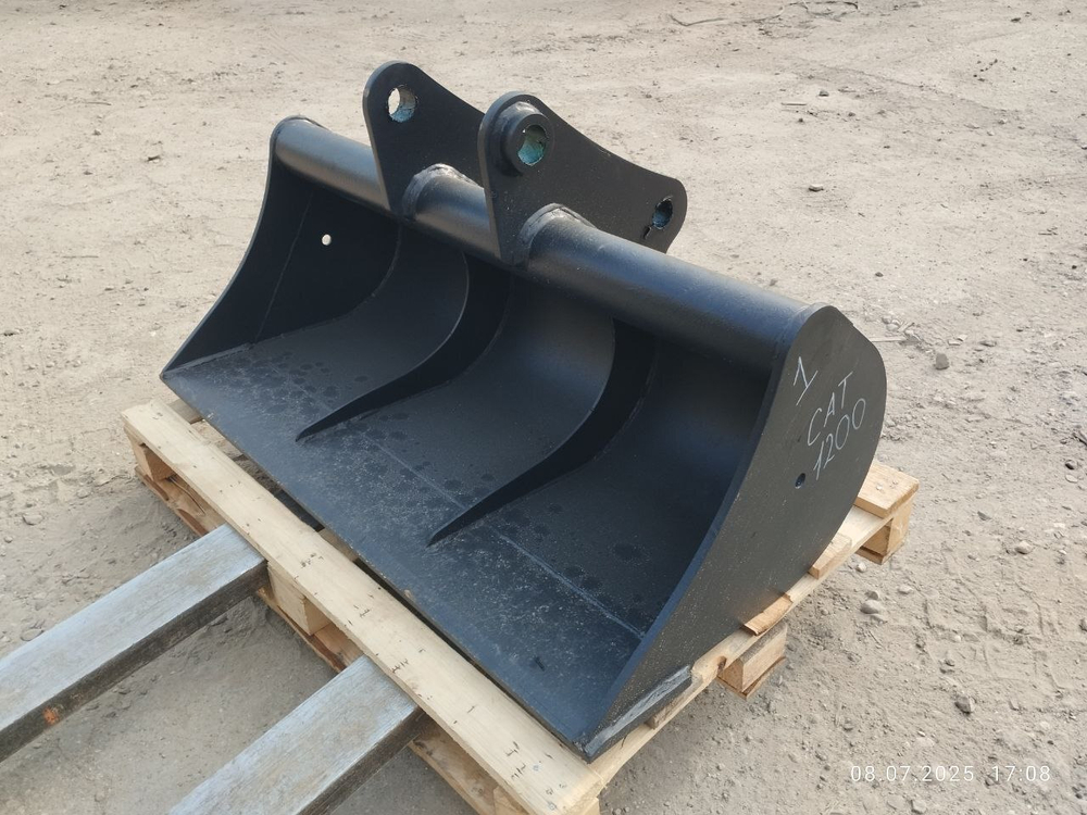 Ковш CAT 428 планировочный 1200 мм