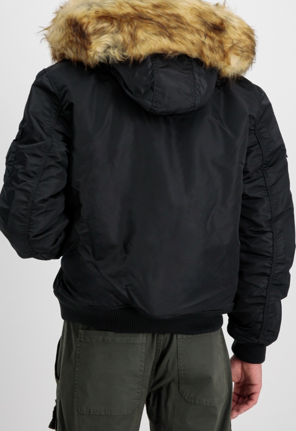 Куртка утепленная мужская ALPHA INDUSTRIES MA-1 Hooded Arctic