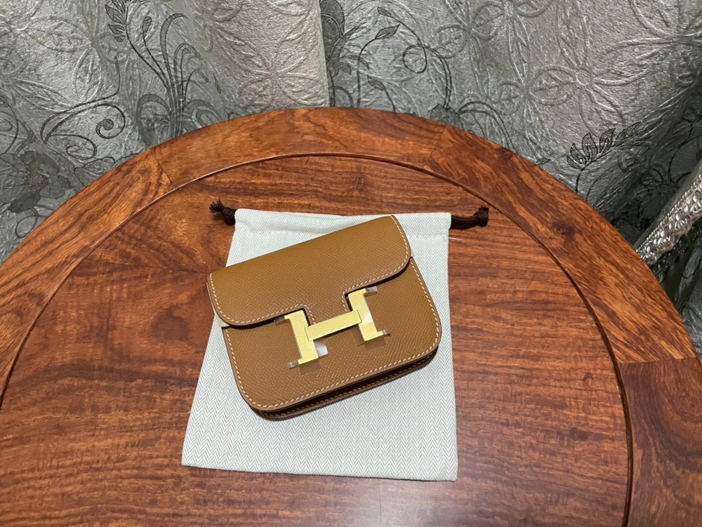 Hermes Constance Slim