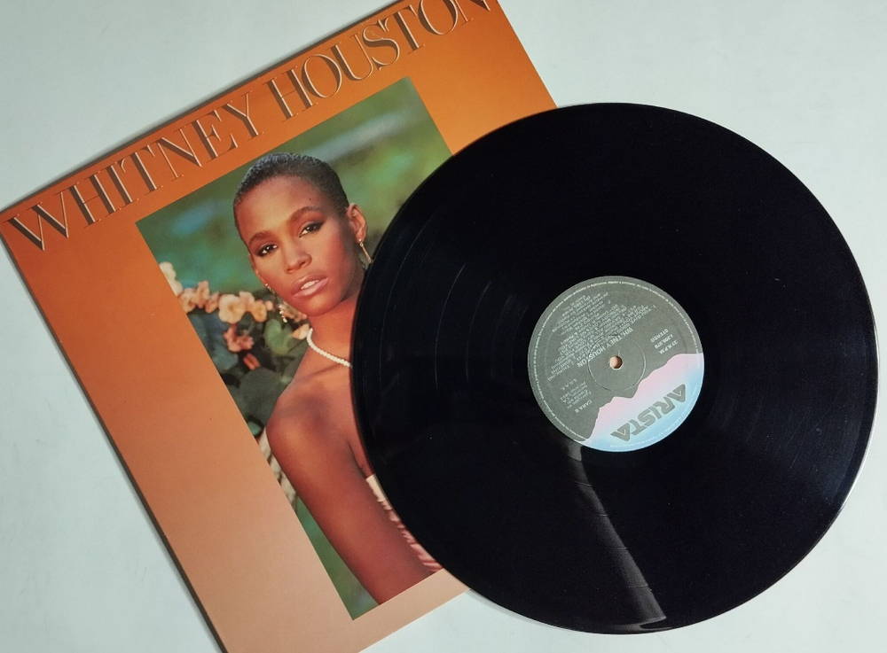 Винтажная виниловая пластинка LP Whitney Houston (Spain 1985)