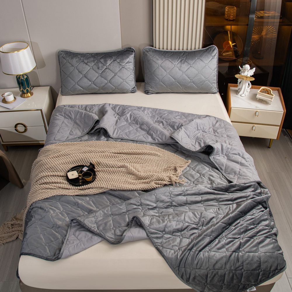 Велюровое покрывало ромб OVF043, размер 240*260, наволочки 50-70 2 шт