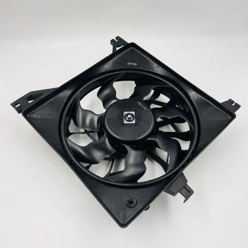 Мотор вентилятора на радиатор ВАЗ 2190 Гранта в сборе с диффузором Luzar