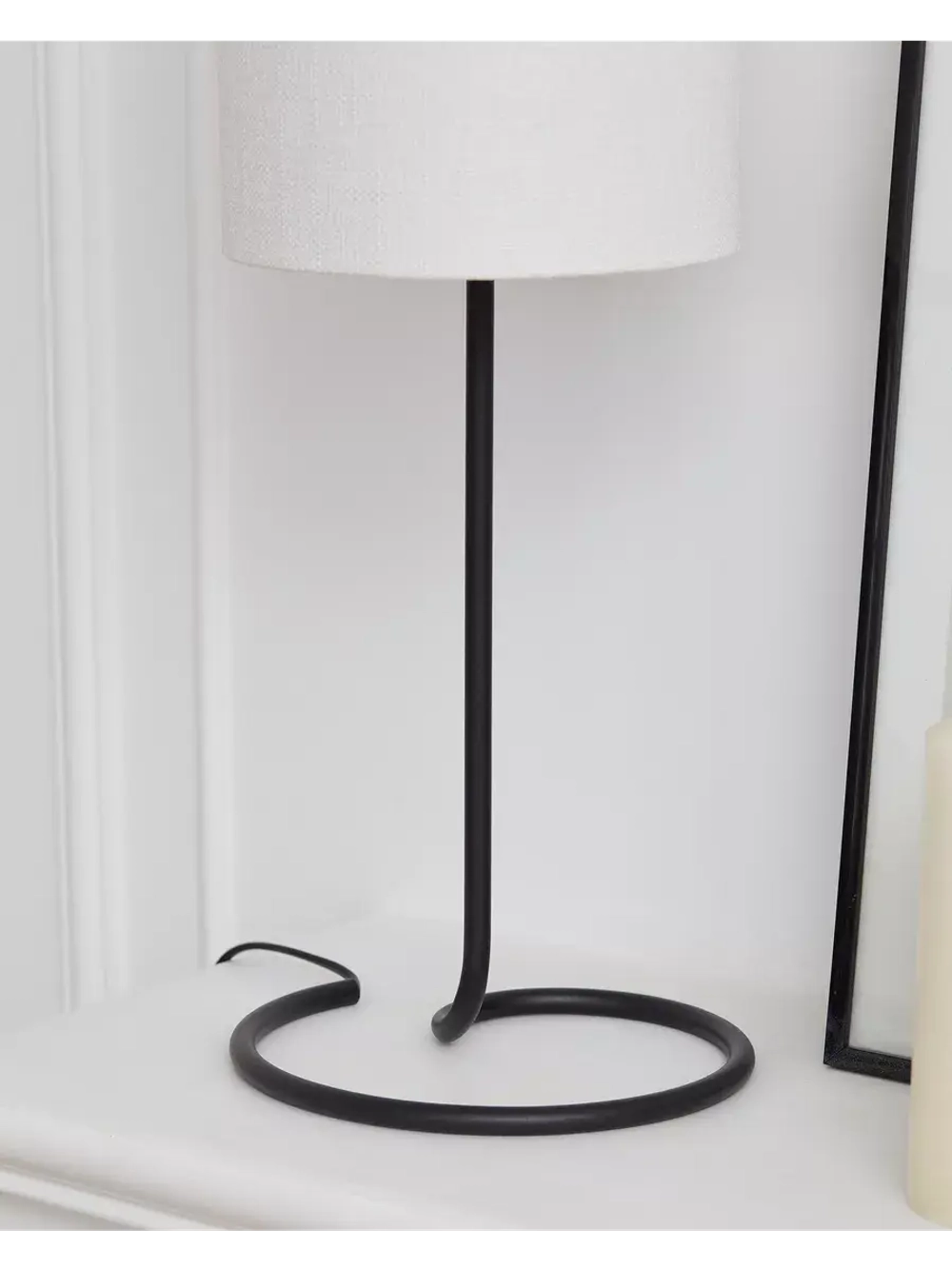 Настольная лампа с абажуром светильник прикроватный