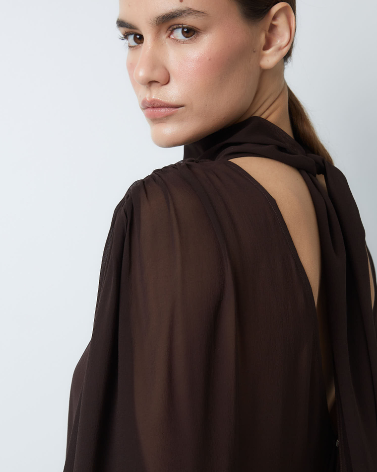 Платье с баской из шелкового шифона шоколад