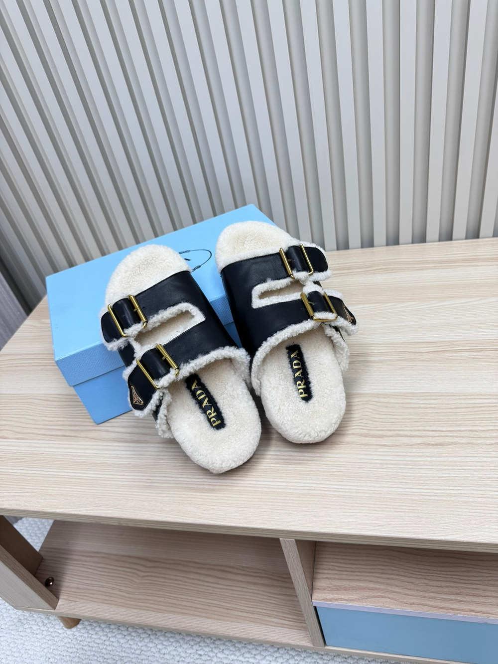 Prada Slides