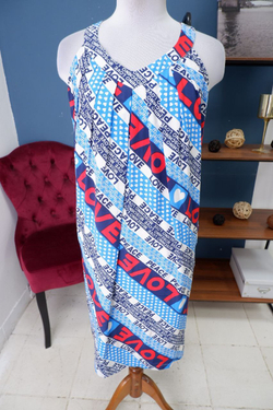 Платье Love Moschino яркое 48 размер