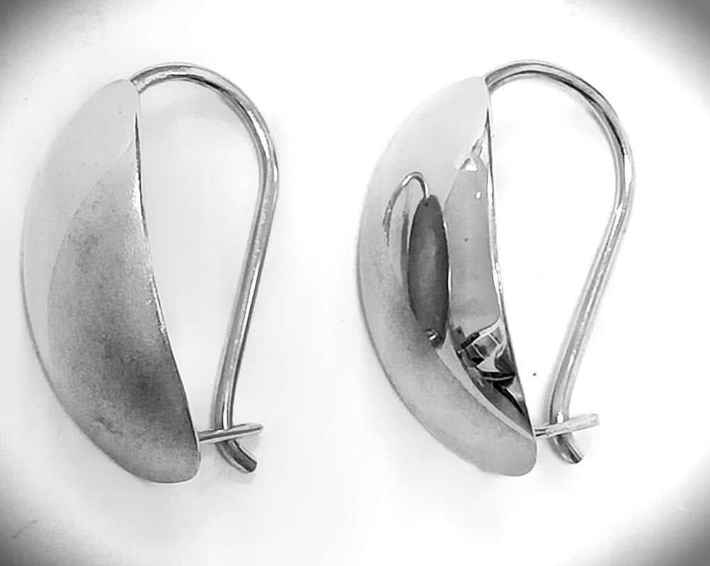 Ювелирные серьги Эстерелла