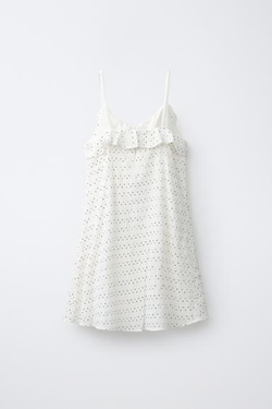 ZARA ПЛАТЬЕ С ВОЛАНАМИ И ПАЙЕТКАМИ, ЖЕЛТОВАТО-БЕЛЫЙ