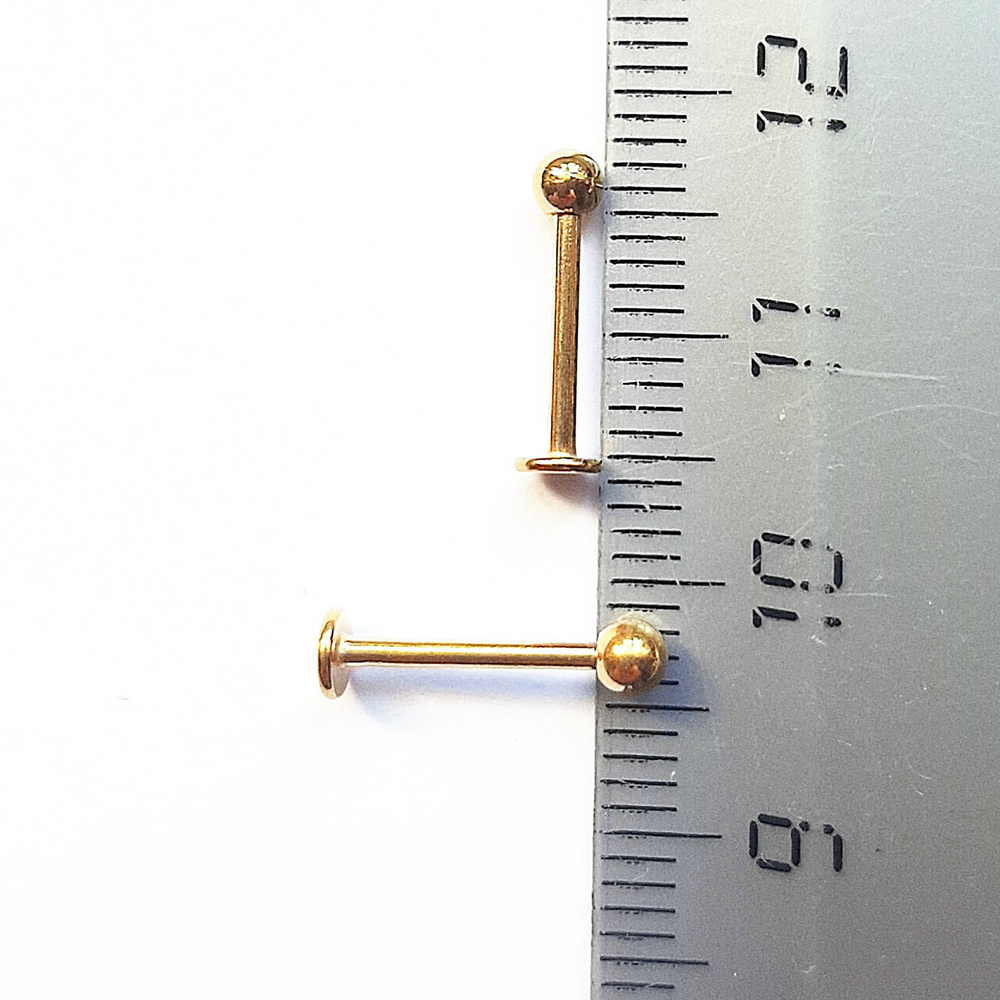 Лабрета для пирсинга губы с шариком 3 мм, длина штанги 10 мм. Медицинская сталь, золотое покрытие.