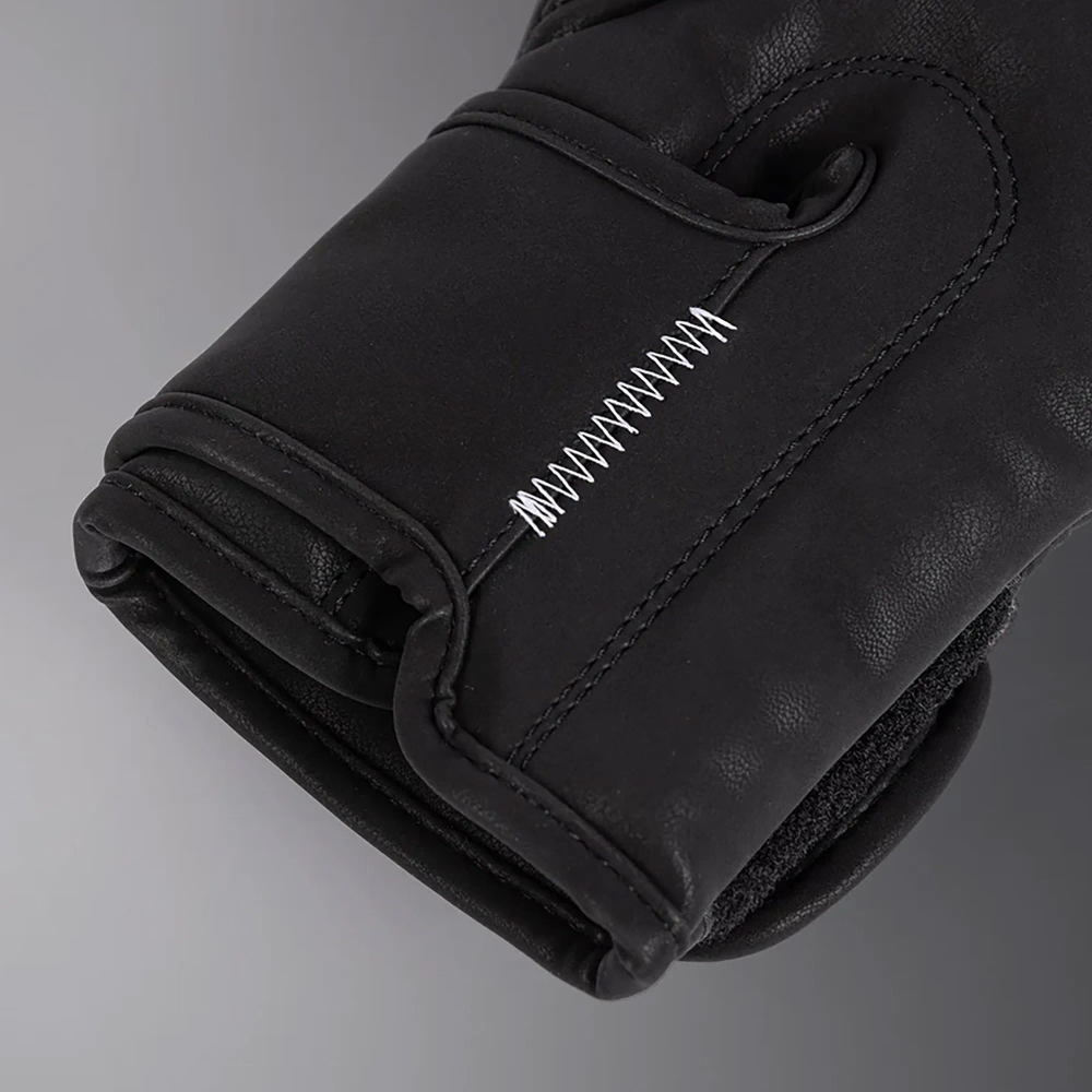 Боксёрские перчатки Venum Tactical XT black/fire red