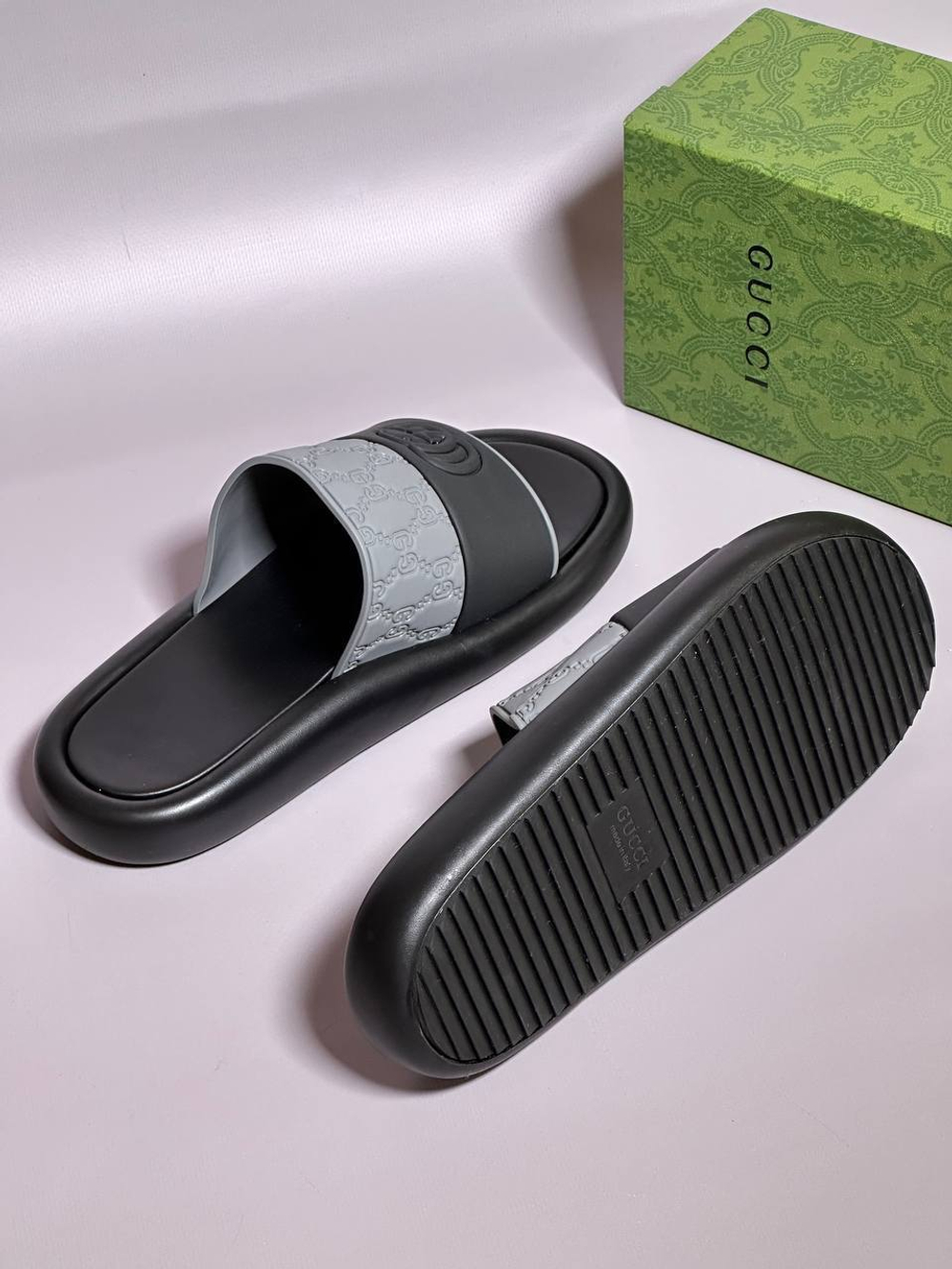 Шлепанцы Gucci