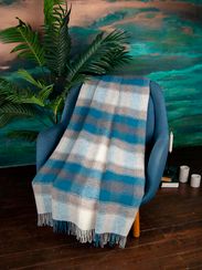 Плед  ANDES 10-03 из шерсти альпаки  и астралийского мериноса AVINAMAS