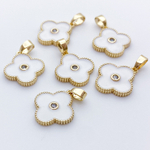 Подвеска Клевер, цвет золото+белый, размер 16*14 мм, цена за 1 шт