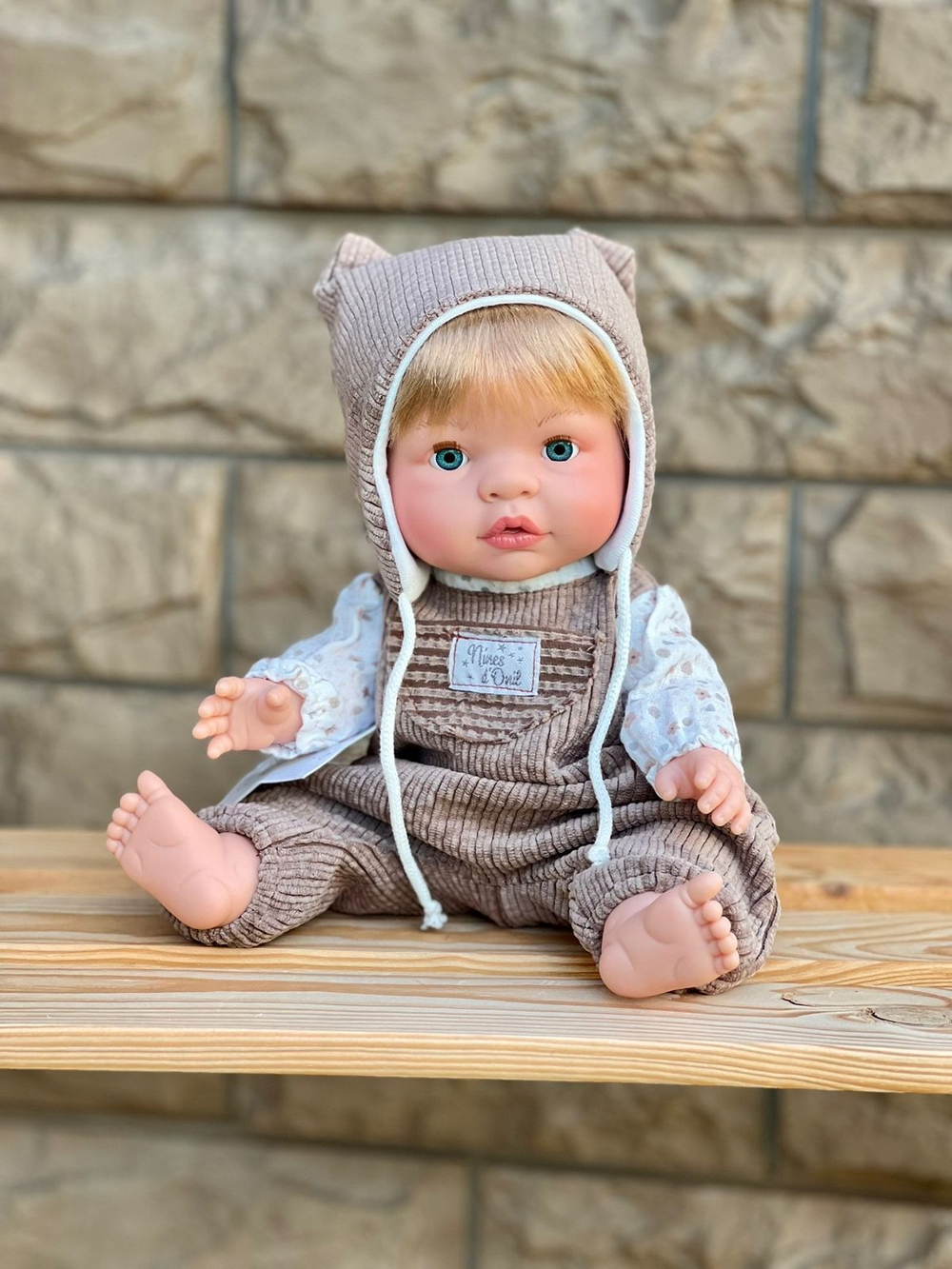 Кукла Nines виниловая 37см JOY в пакете (3040K)