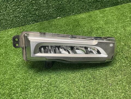 ПТФ правая BMW X5 G05 (2018-2023)