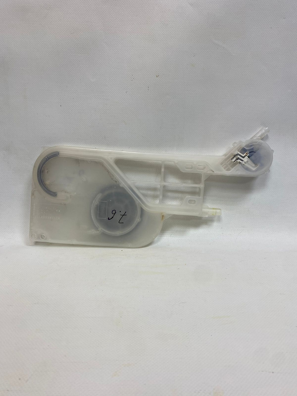 7.6 Теплообменник для посудомоечной машины Indesit Ariston C00256546 б/у