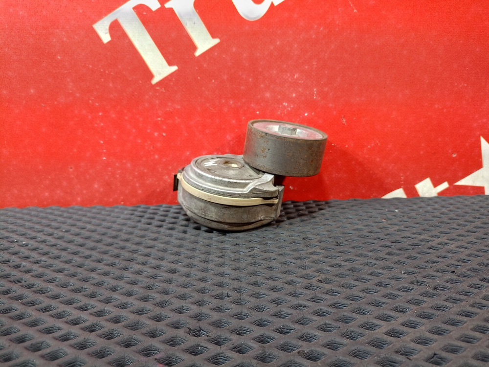 Ролик натяжитель ремня ГРМ