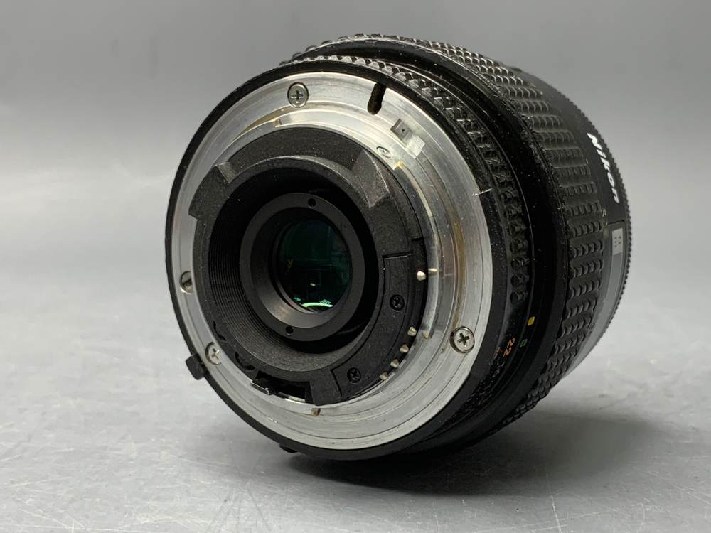 Nikon AF Nikkor 35-70mm 3.3-4.5