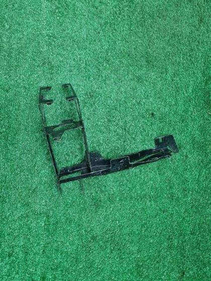 Кронштейн фары левый BMW 3er F30 (2011-2020)