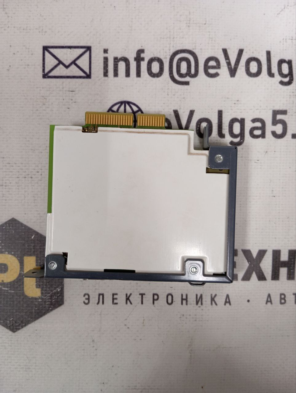 B&R 8AC114.60-2 Rev.F0 бу