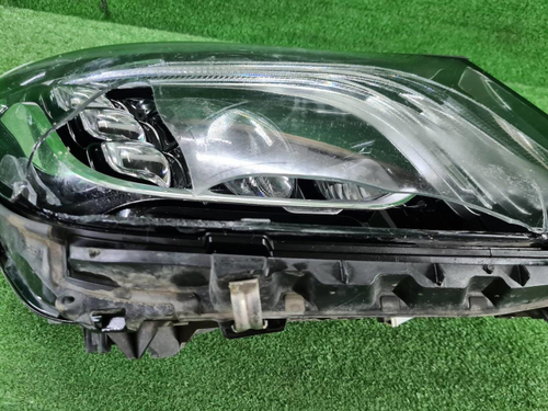 Битая Фара правая Mercedes S W222 (17-20) Multibeam LED