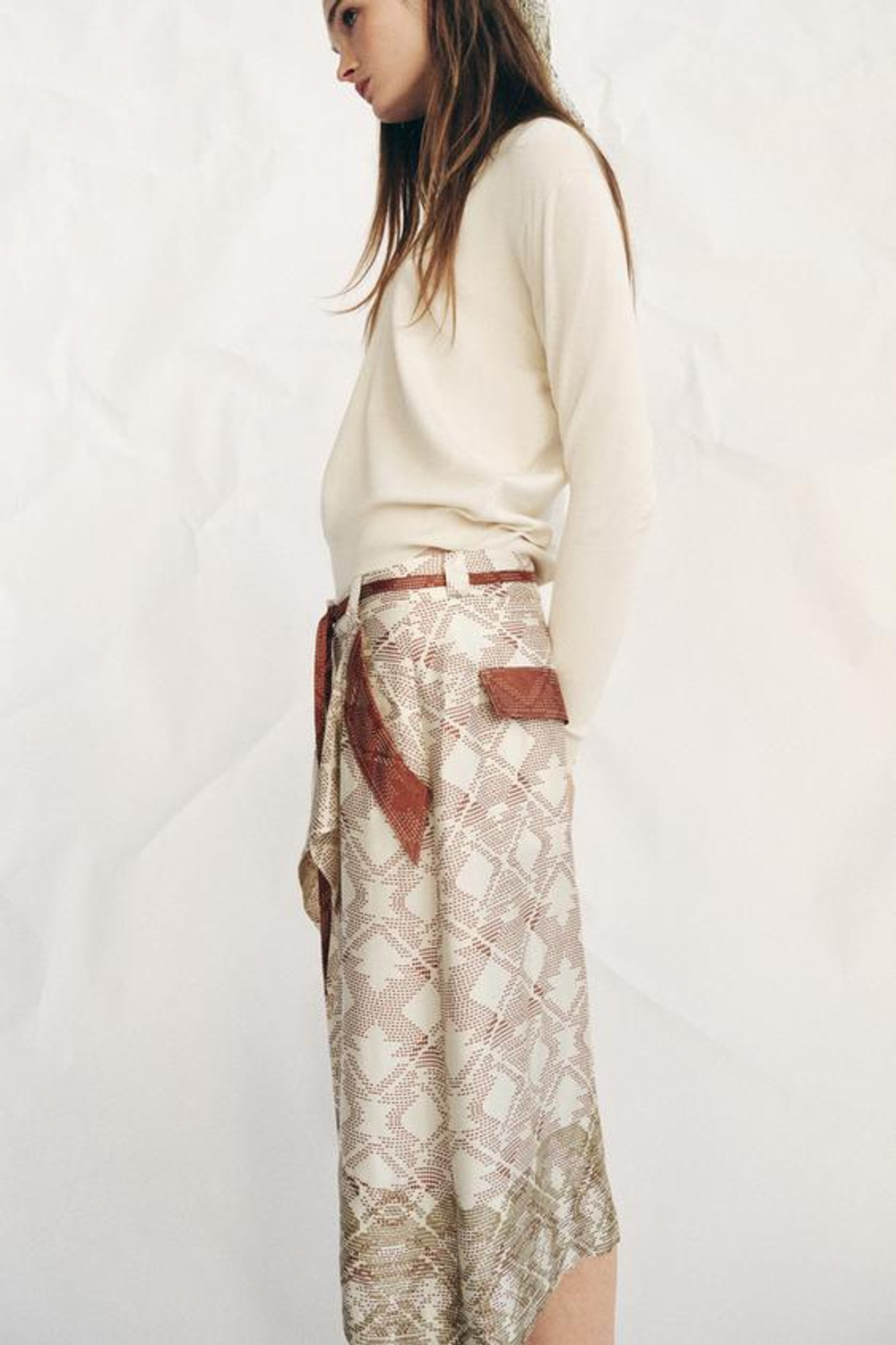 ZARA СВОБОДНЫЕ ШОРТЫ С ПРИНТОМ — ZW COLLECTION, ЭКРЮ