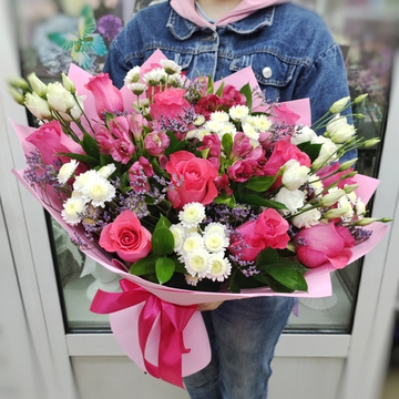 Авторский букет в розовой гамме