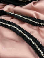 Тесьма черная с нитью люрекс ряд со стразами и жемчугом