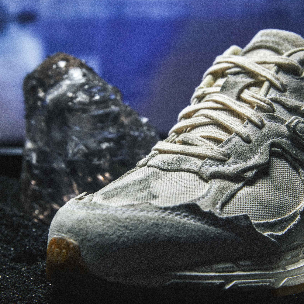 Кроссовки New Balance Nb 2002R "Refined Future"