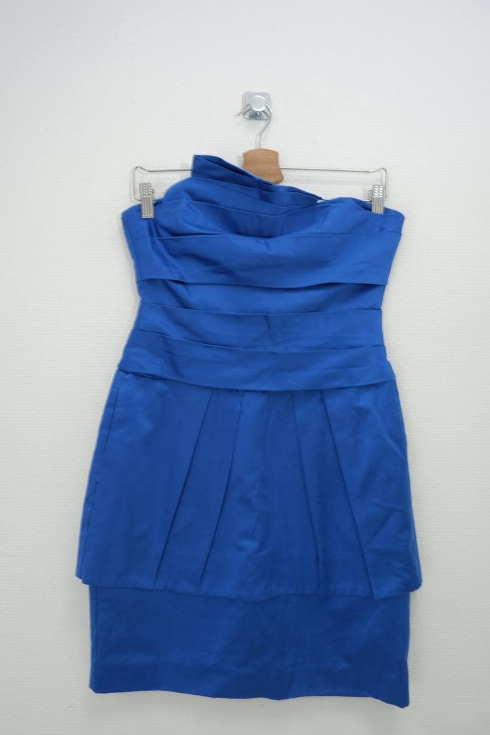 Платье BCBGMAXAZRIA нарядный 42/44 размер