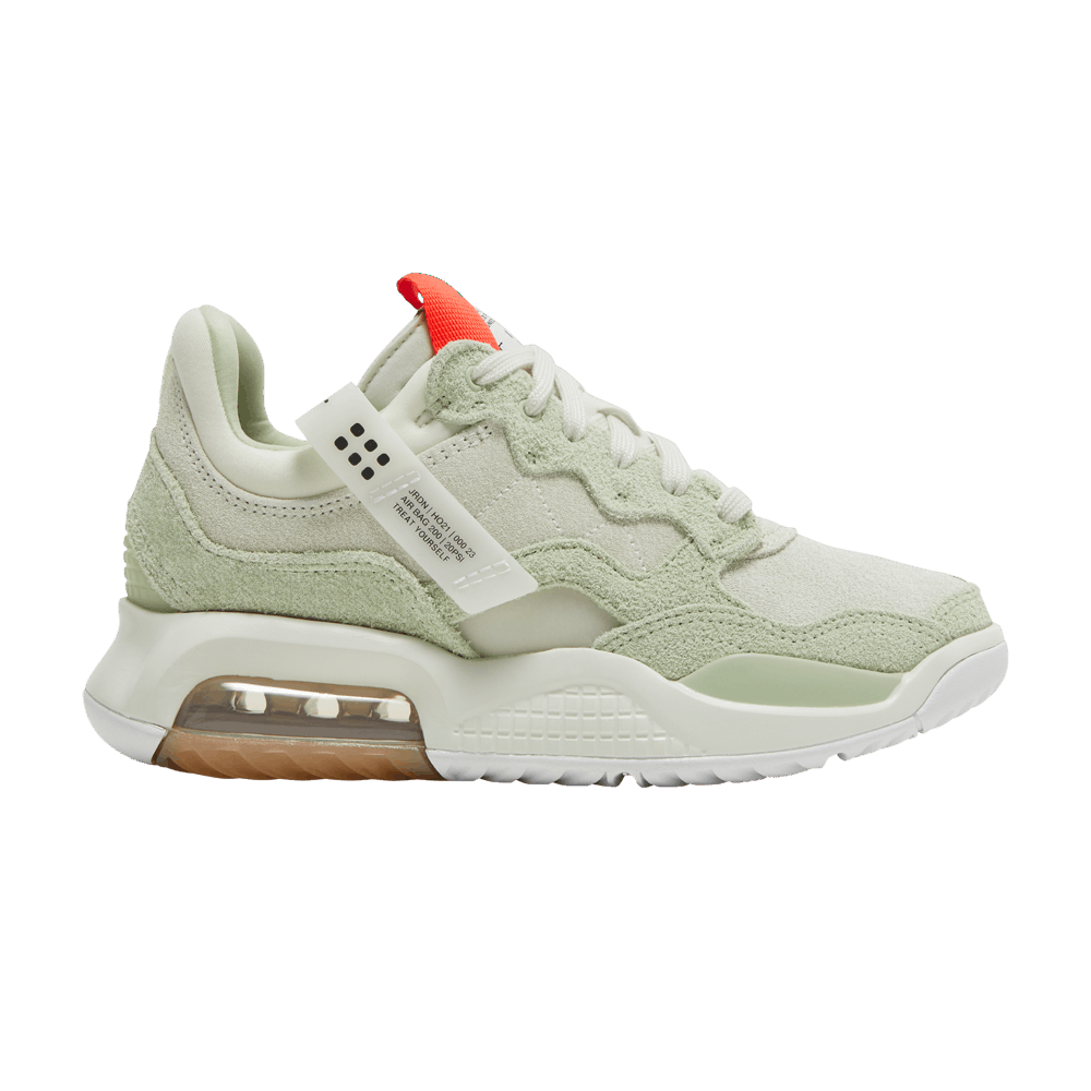 Кроссовки Jordan Ma2 GS (Подростковая размерная сетка)