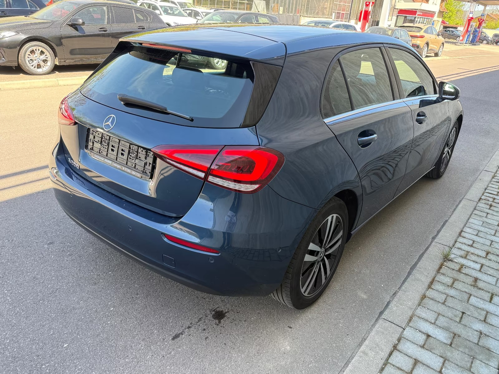 Mercedes-Benz A 200
