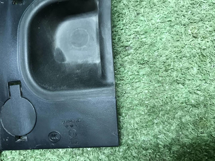 Накладка фонаря левая EXEED VX (2021-н.в.)