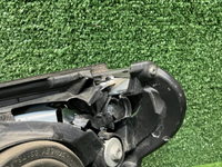 Фара правая Toyota RAV 4 CA40 (2015-2019) галоген