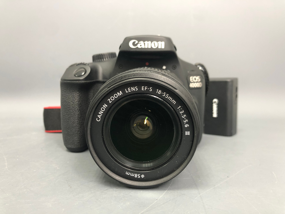 Canon EOS 4000D Kit EF-S 18-55 III (1.300 кадров)