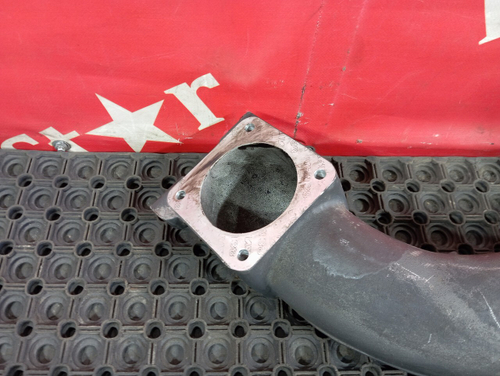 Патрубок интеркулера 2017 г.