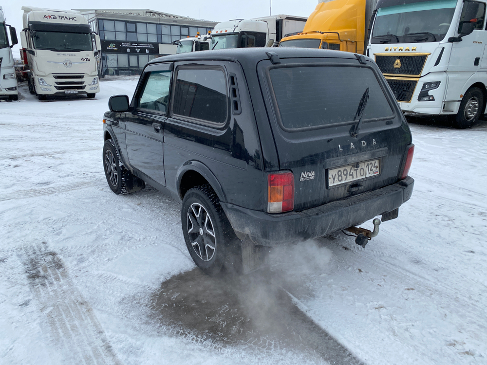 LADA 4X4 Niva Legend 3 дв. Urban 24 1.7 5МТ