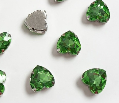 Стразы пришивные стекло в оправе "Сердечко", р. 12 мм, зелёный